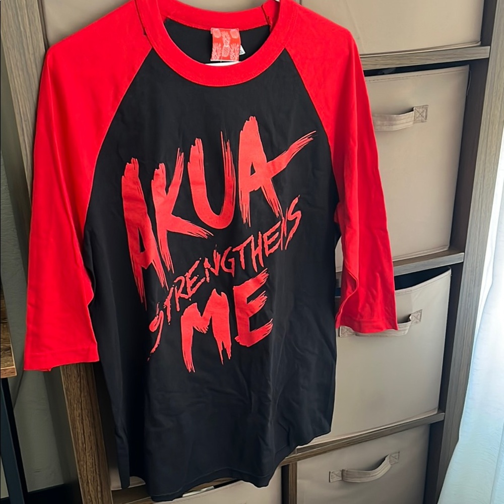 AKUA (GOD) STRENGTHENS ME-Red and Black Raglan Shirt (HAWAIIAN)